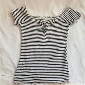 Hollister Off-The-Shoulder Top XS